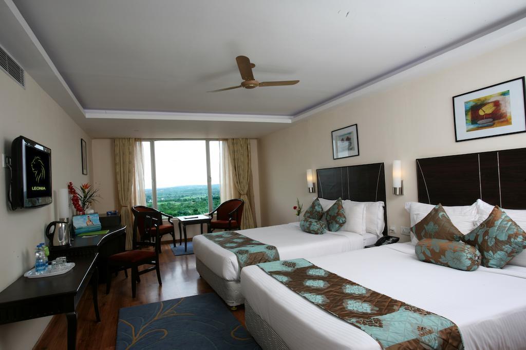 Oh Biz Premier At Leonia Hotel Hyderabad Exterior foto