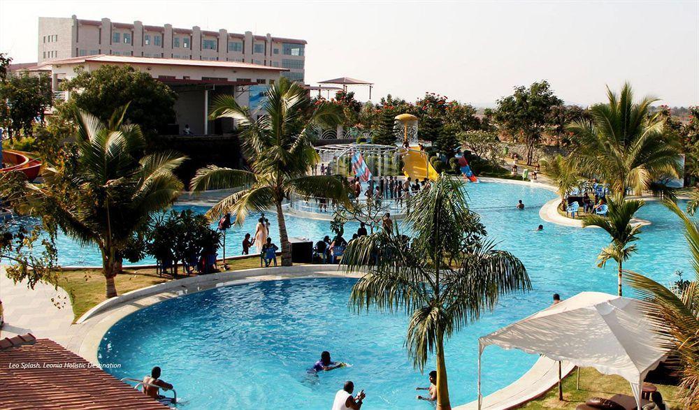Oh Biz Premier At Leonia Hotel Hyderabad Exterior foto